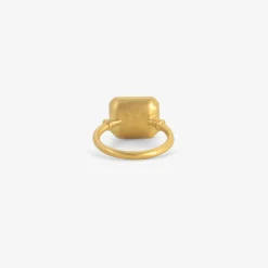 22k & aquamarine capsa ring