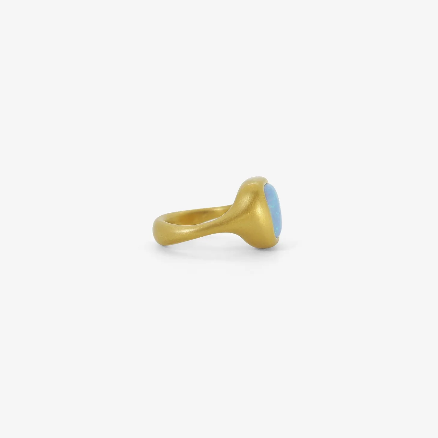 22k & boulder opal cast ring, 7ct