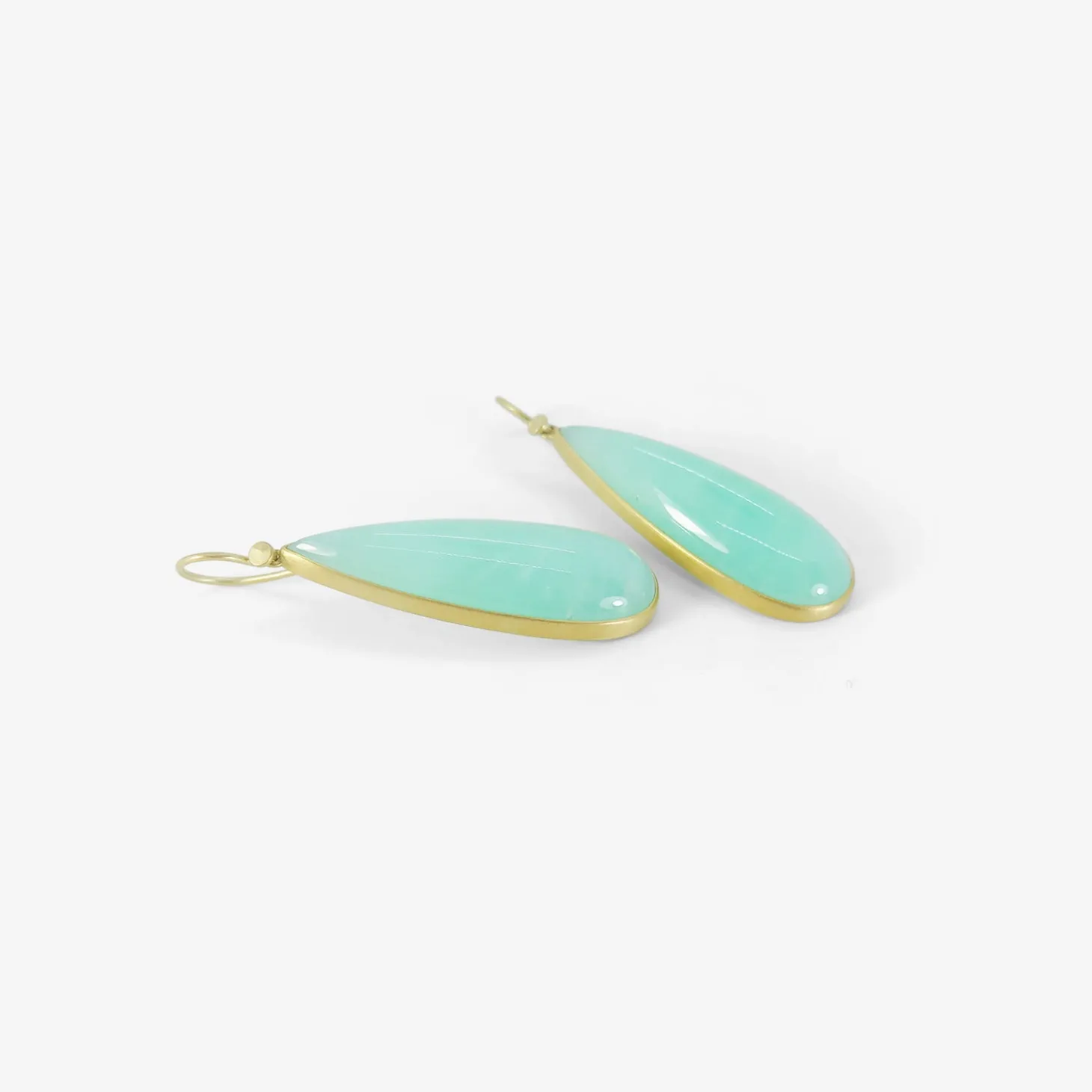 18k & chrysoprase long teardrop earrings, 42.31ct
