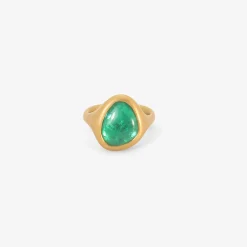 22k & colombian emerald pebble cast ring, 3.35ct