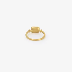 22k & cushion-cut diamond small capsa ring, .41ct