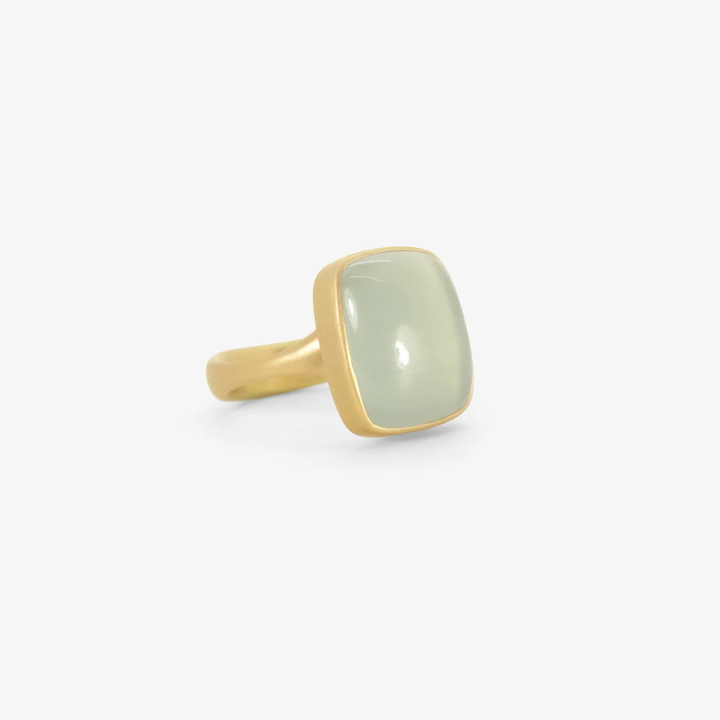18k & cushion-shaped aquamarine ring, 10.4ct