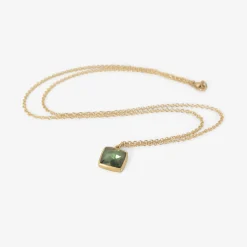 18k & cushion-shaped green sapphire pendant, 3.15ct
