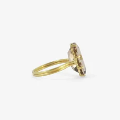 18k & faceted oval mauve scapolite ring