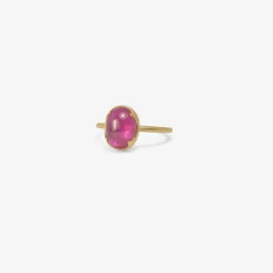18k & fine oval ruby cabochon ring, 3.36ct