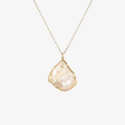 22k & freshwater keshi pearl pendant