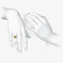 22k & green sapphire chorda ring