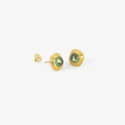 22k & green tourmaline cushion capsa studs