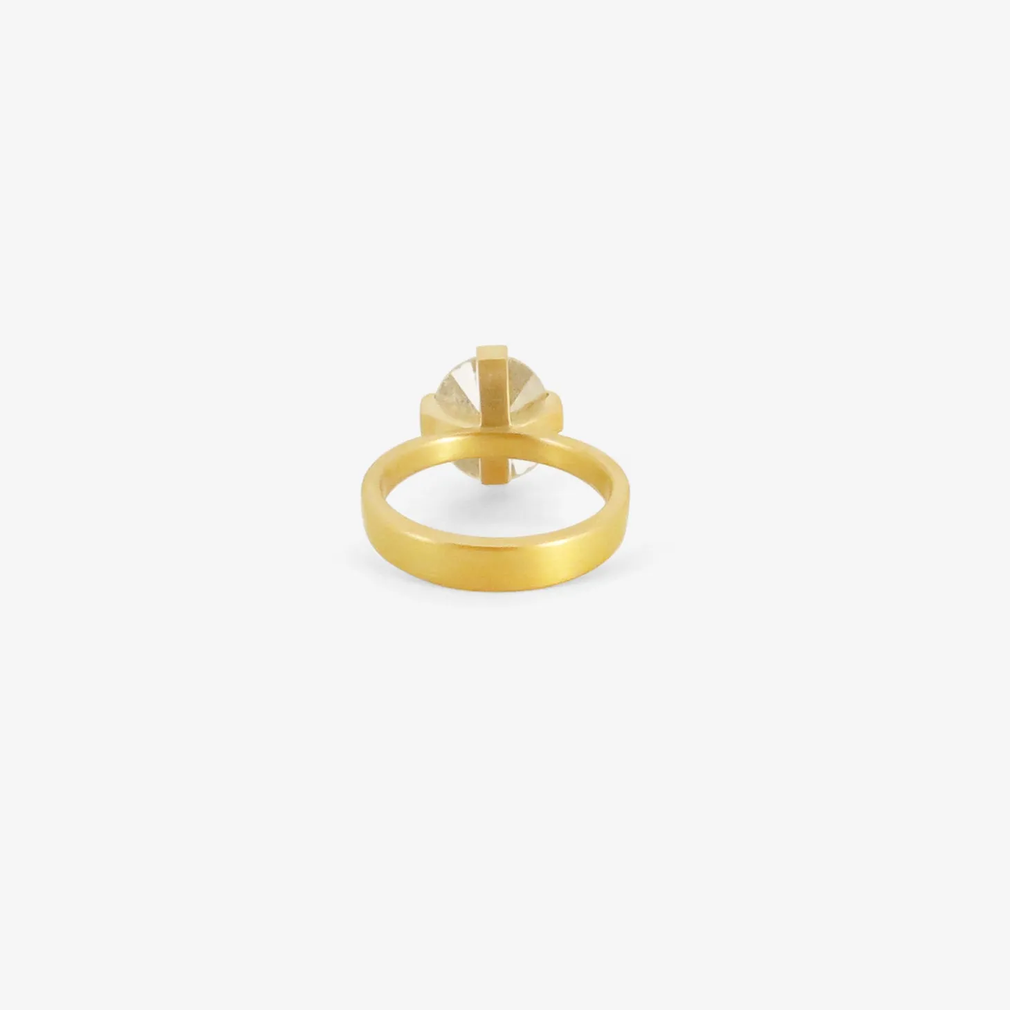 18k & icy brilliant-cut diamond prong set ring, 3.29ct