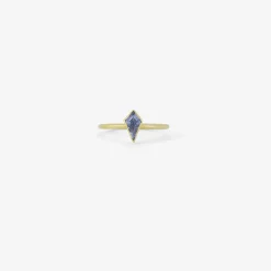 18k & kite shaped blue sapphire ring