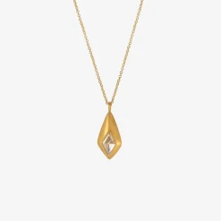 22k & kite-shaped champagne diamond pendant, 2.98ct
