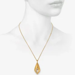 22k & kite-shaped champagne diamond pendant, 2.98ct