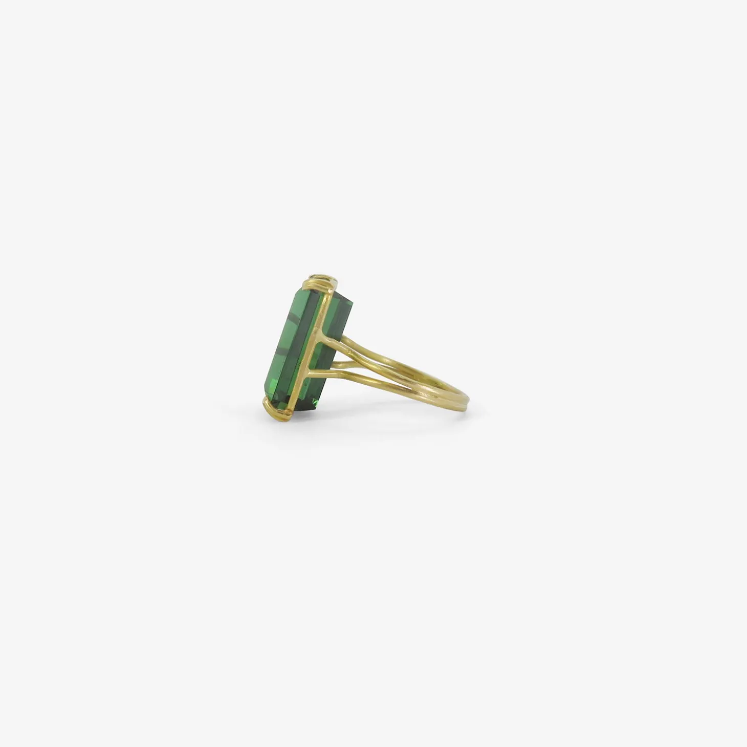 18k & large emerald-cut green tourmaline ring