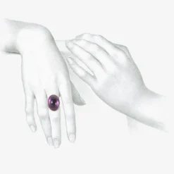 18k & large oval amethyst ring, 27.25ct