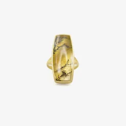 18k & large rectangular dendritic quartz ring