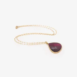 18k & large teardrop-shaped garnet pendant, 19.07ct