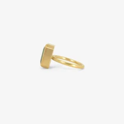 18k & large zambian emerald ring, 6.26ct