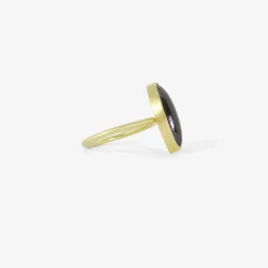 18k & marquis-shaped almandine garnet ring