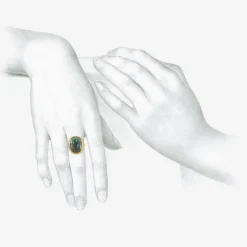 18k & oval blue green tourmaline cast ring, 13.71ct