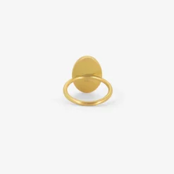 18k & oval cabochon carnelian ring