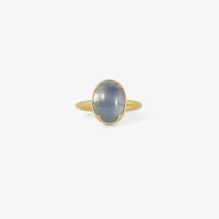 18k & oval dark aquamarine ring