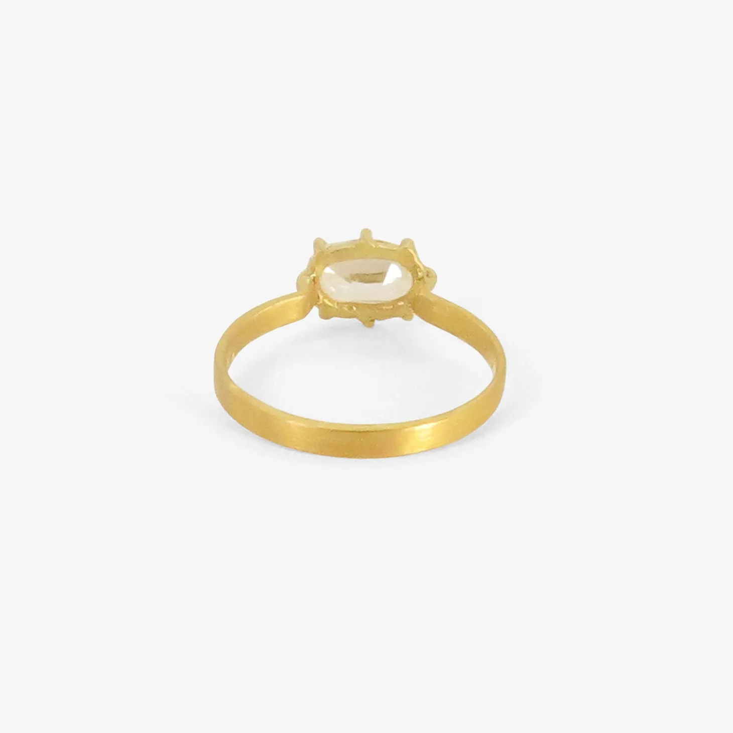 22k & oval old-mine-cut diamond east/west ring, 1ct