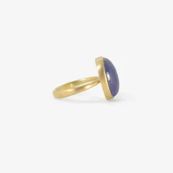 18k & oval tanzanite ring, 12.34ct