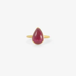 18k & pear-shaped cabochon ruby ring, 4.1ct
