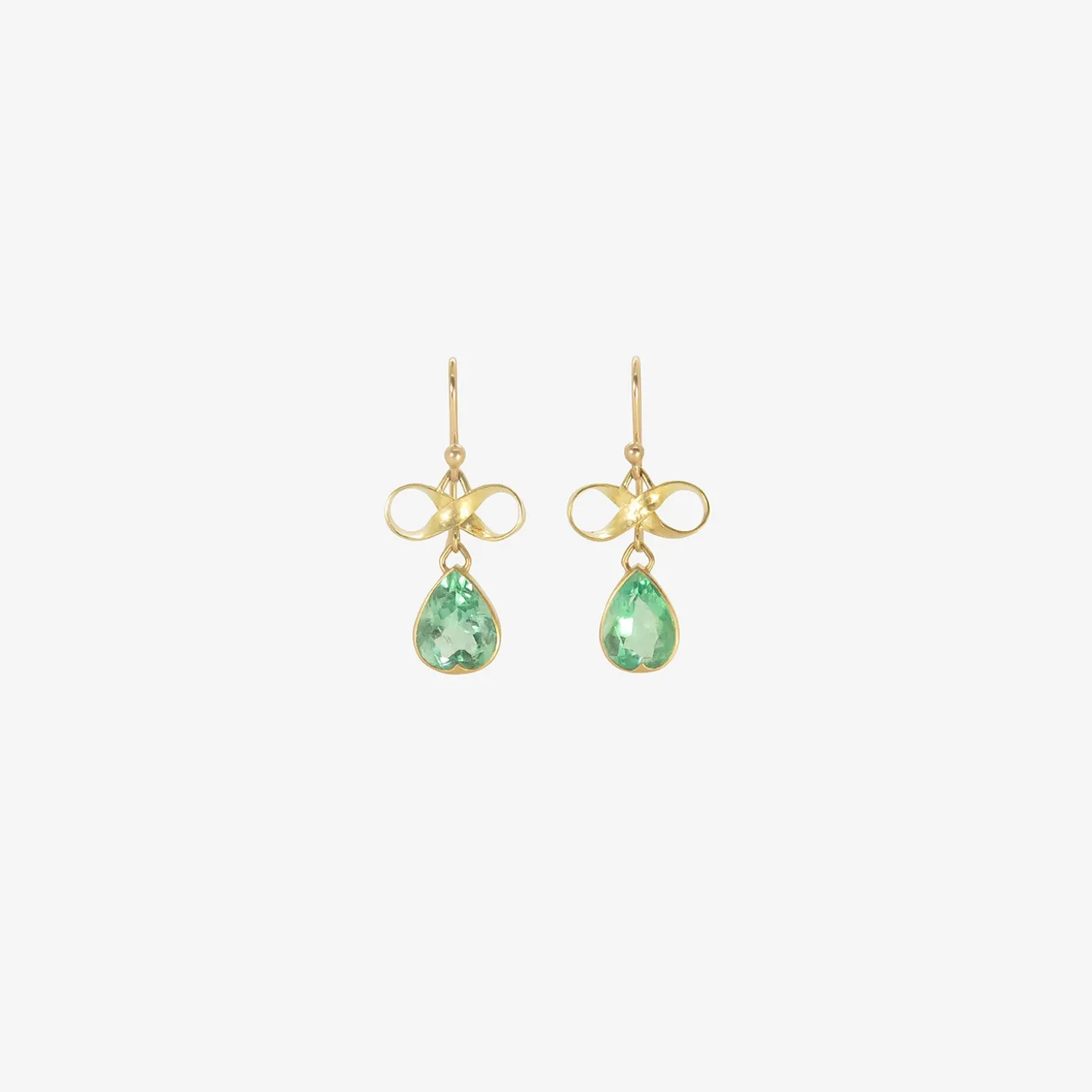 18k & pear-shaped colombian emerald earrings with bows, 4ct