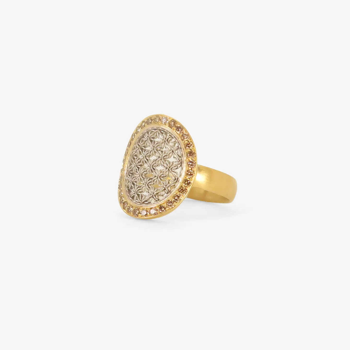 18k & platinum oval damask ring with champagne diamonds, .42ct