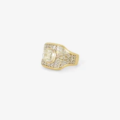 18k & platinum ring with cushion-cut diamond, 1.50ct