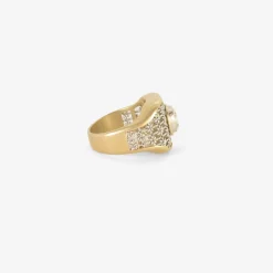 18k & platinum ring with cushion-cut diamond, 1.50ct