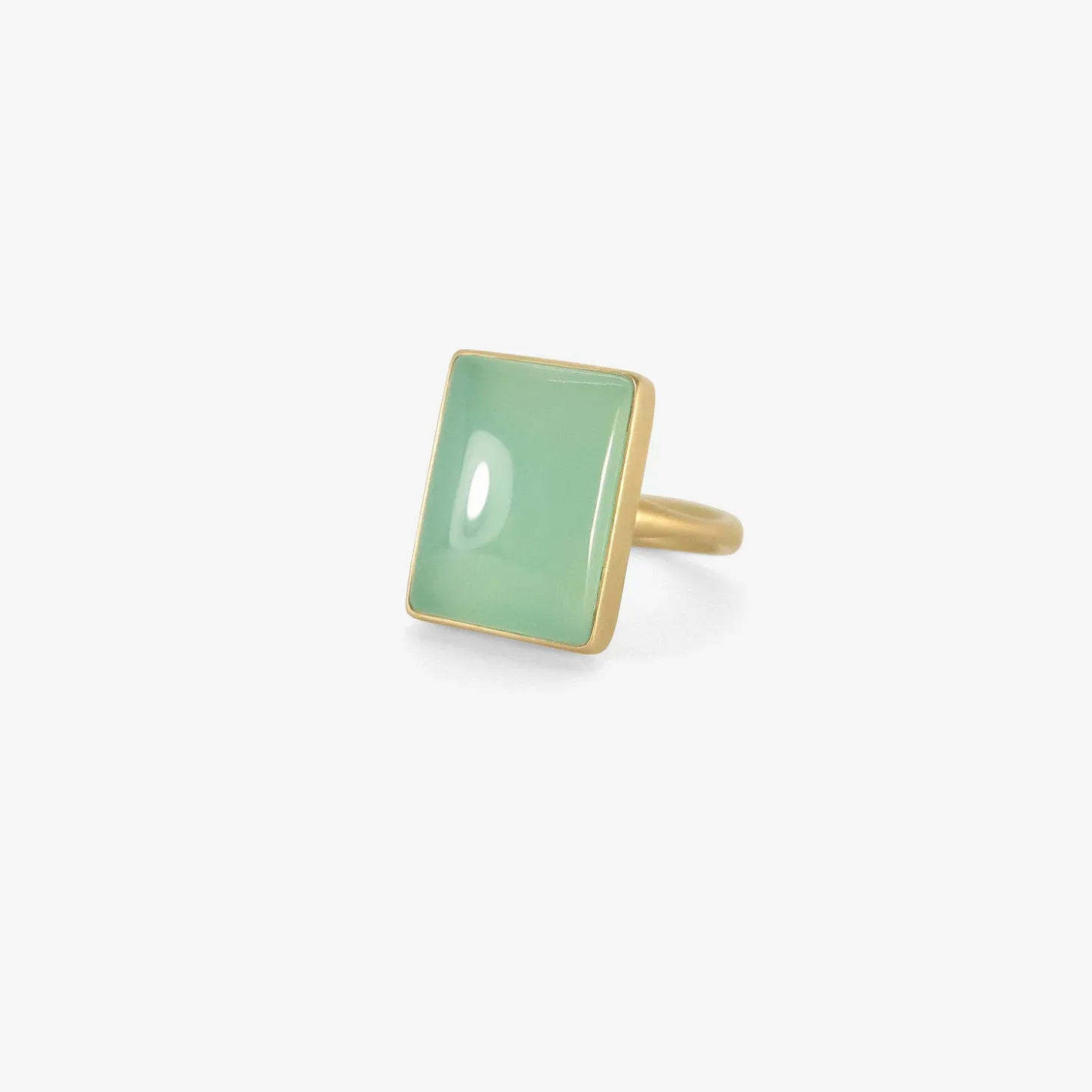 18k & rectangular chrysoprase ring, 9.82ct