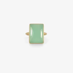 18k & rectangular chrysoprase ring, 9.82ct