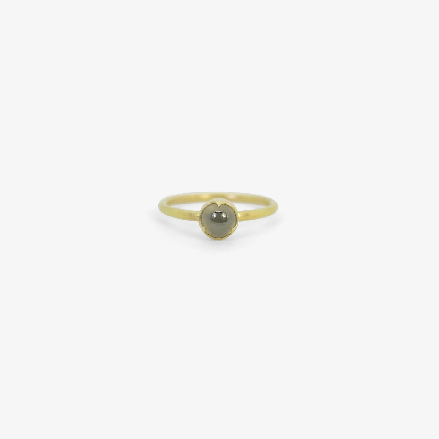 18k & round cabochon diamond ring, 1.15ct
