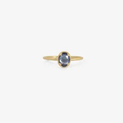 18k & small faceted oval blue sapphire ring, .55ct
