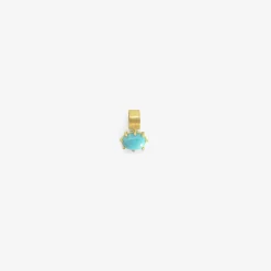 22k & small oval turquoise pendant