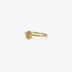 18k & tiny pear-shaped yellow sapphire ring