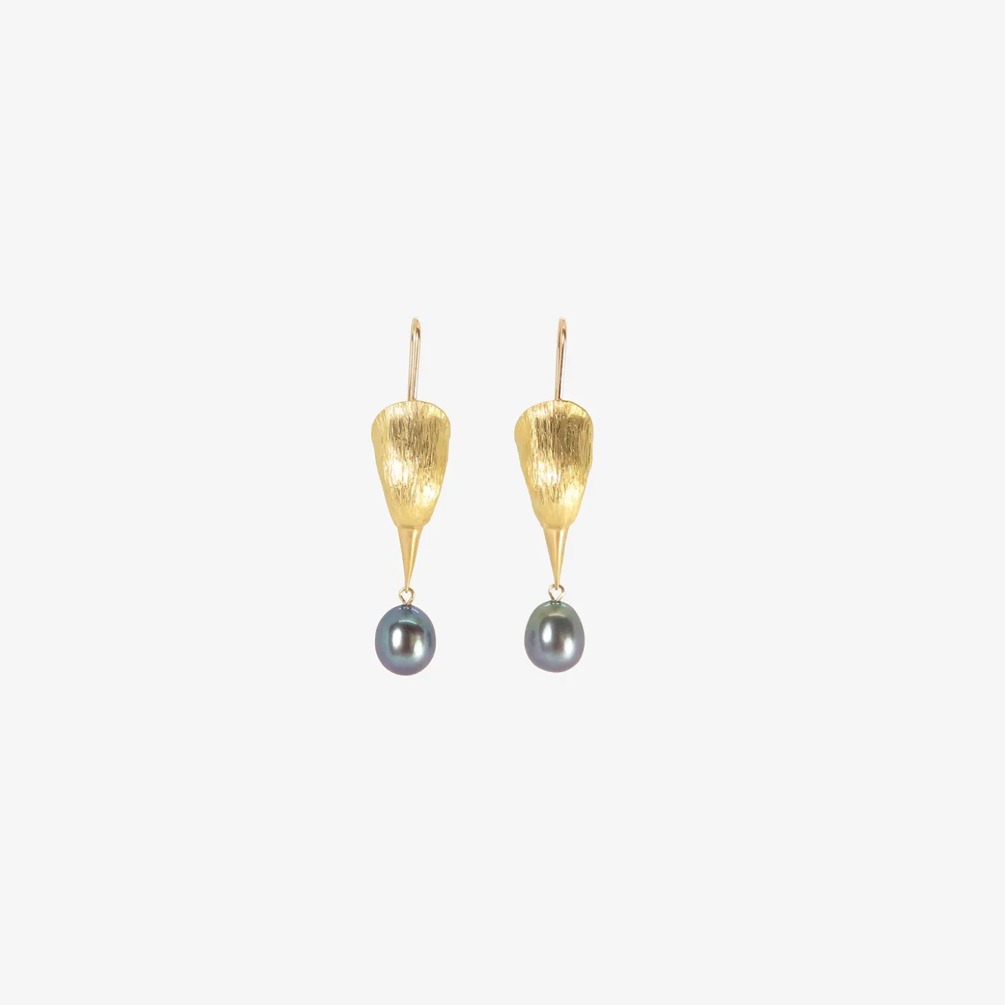 18k bird head earrings with black pearl eggs