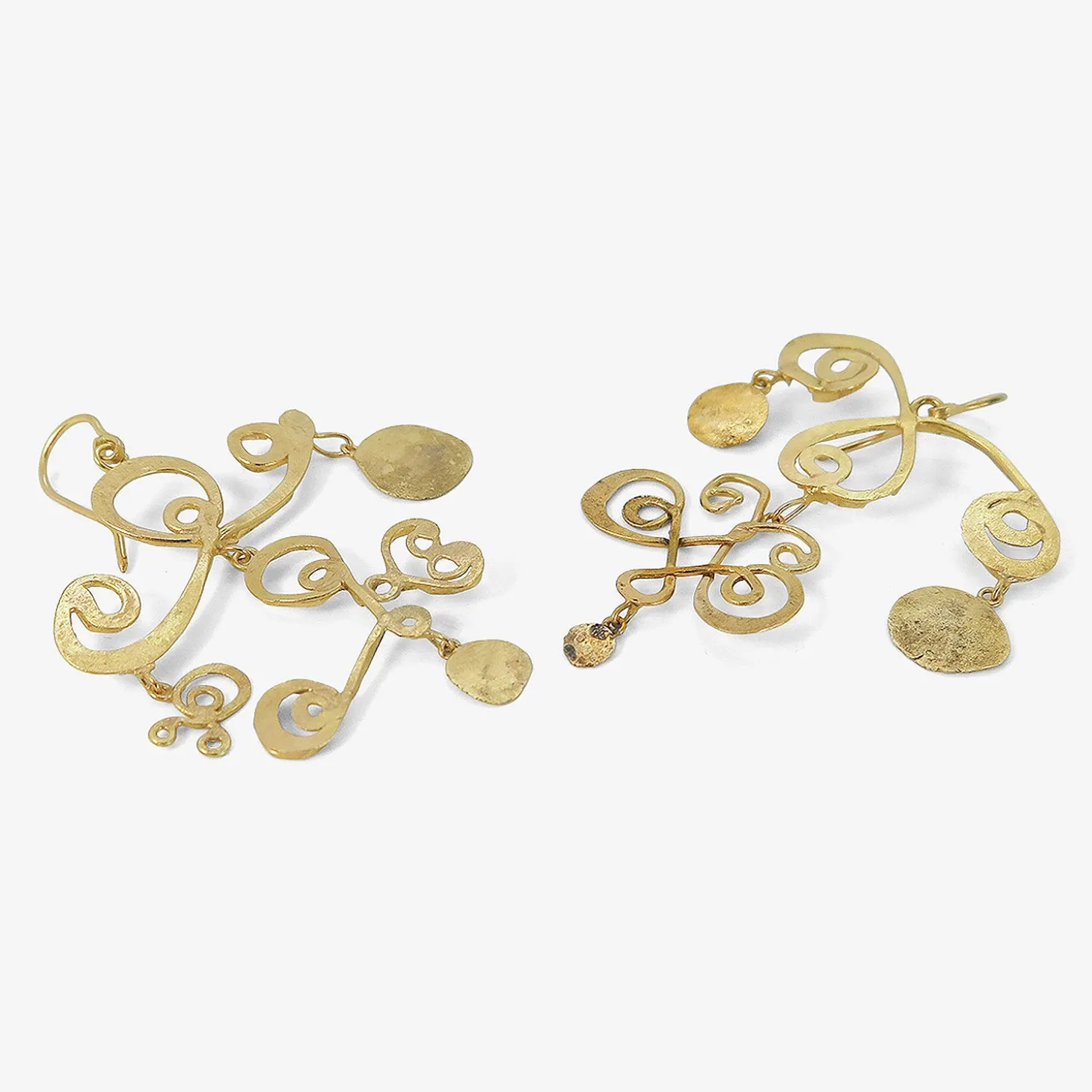 18k calligraphic earrings