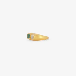 18k double ring with emerald & diamond