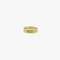 18k latin inscription band – “omnia vincit amor” – love conquers all