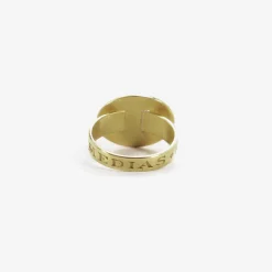 10k love token ring – “in medias res” – into the midst