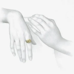 10k love token ring – “sapientiae” – wisdom