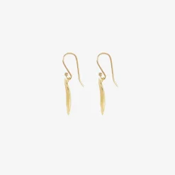 18k medium rectangular hammered scallop earring