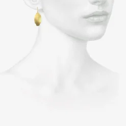 18k medium/large rectangular scallop earrings