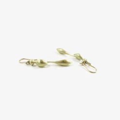 14k small wingless wasps