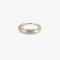 14k white gold ring, size 7