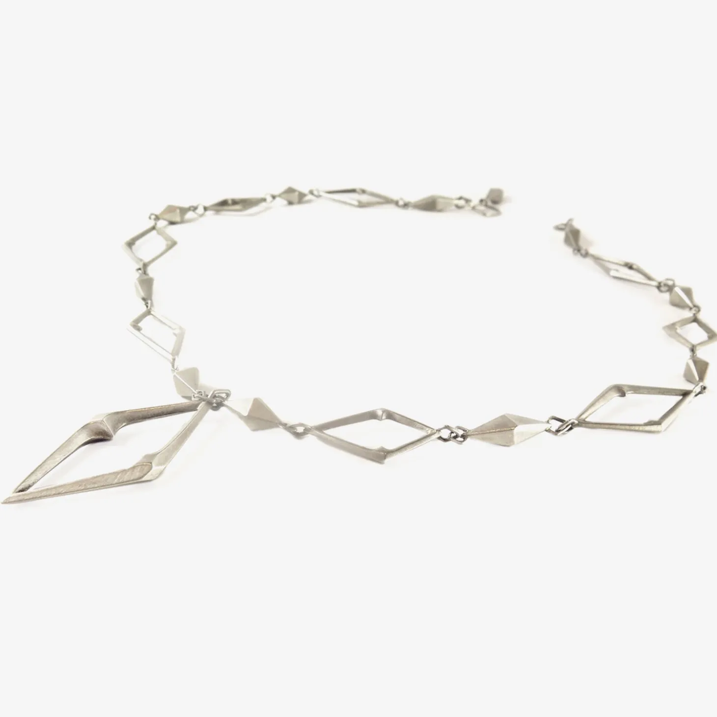 sterling silver chiseled & open link necklace
